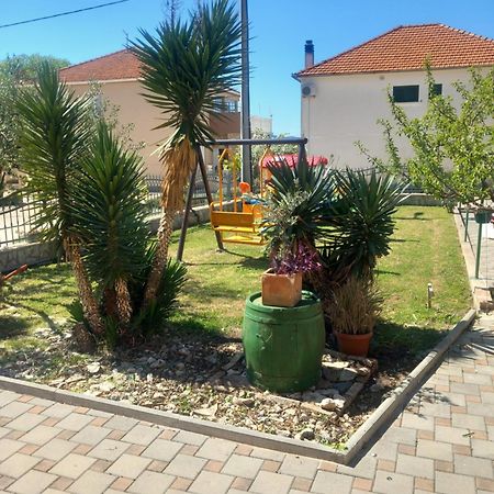 Apartmani Goga Biograd Na Moru Exterior photo