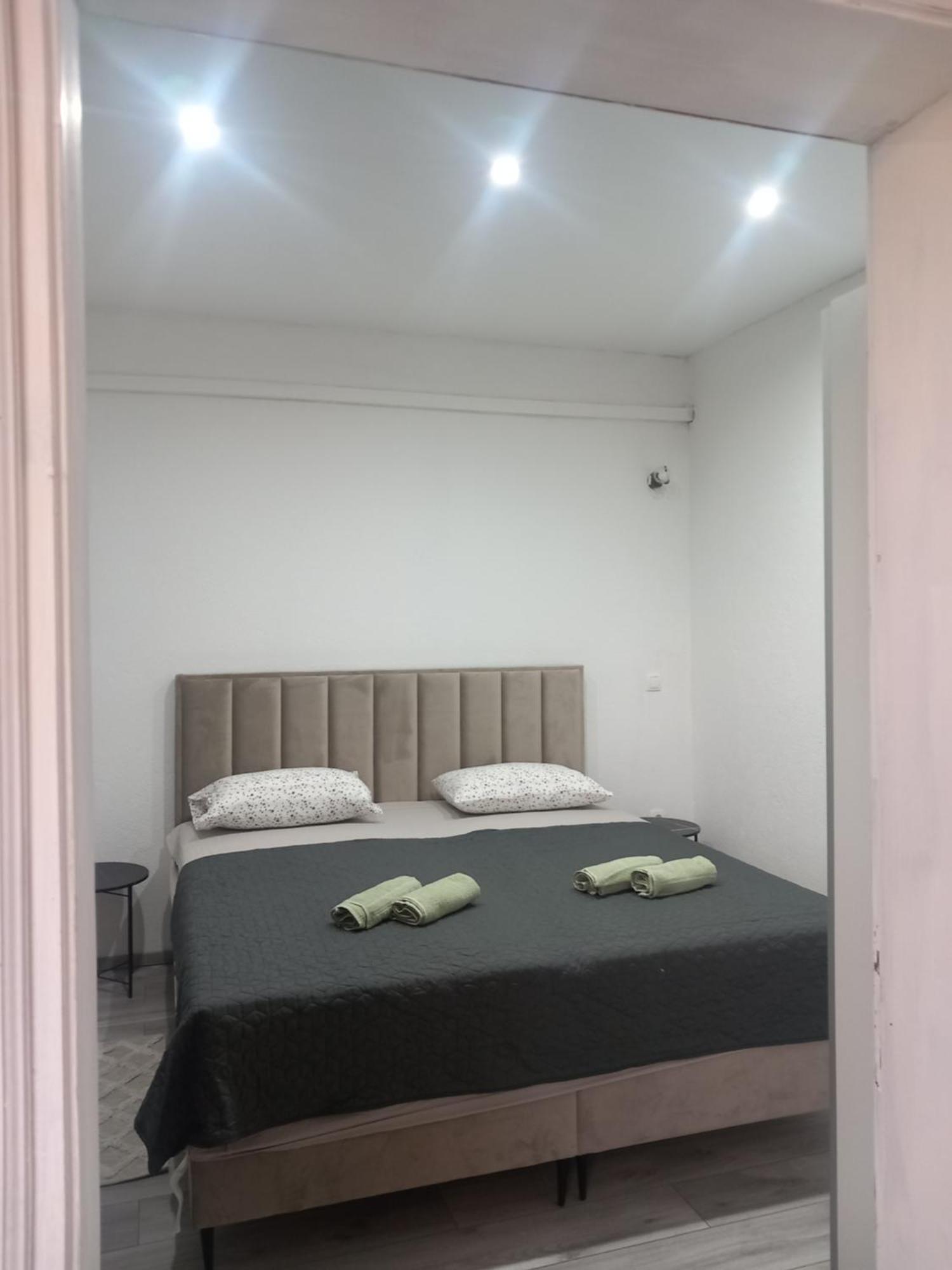 Apartmani Goga Biograd Na Moru Exterior photo