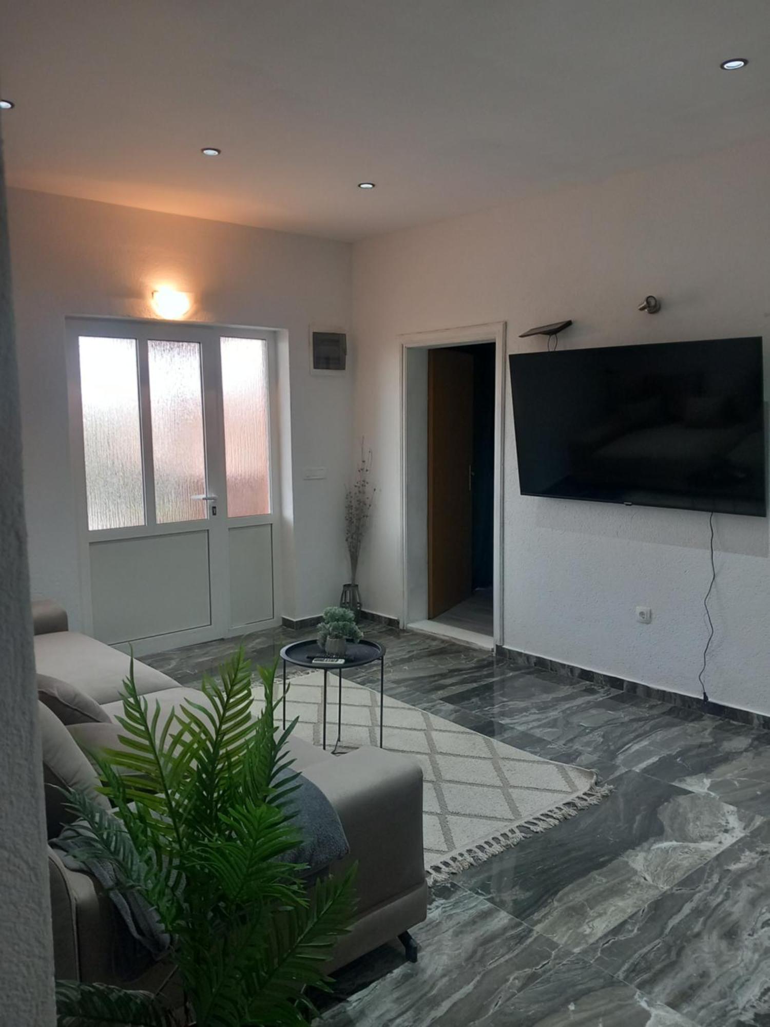 Apartmani Goga Biograd Na Moru Exterior photo