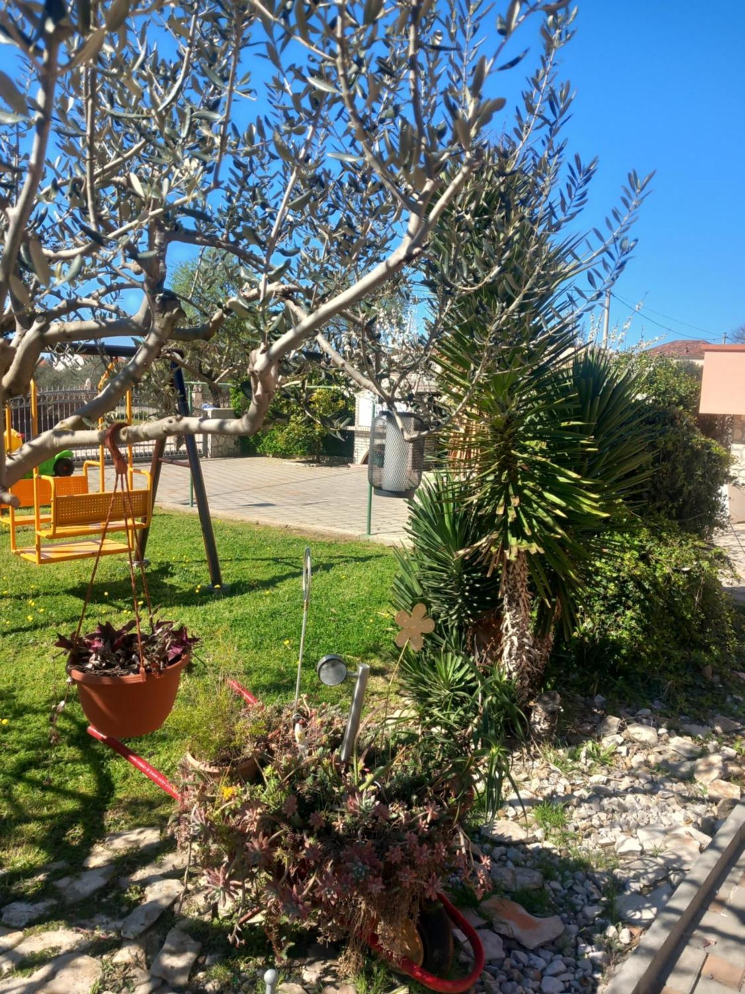 Apartmani Goga Biograd Na Moru Exterior photo